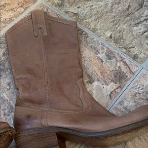 Frye woman’s boots